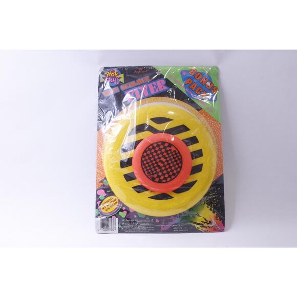 Hot Stuff, Wave Skimmer Flyer, Frisbee, Bonus Pack, Includes Mini Flying Disk, - Picture 1 of 3